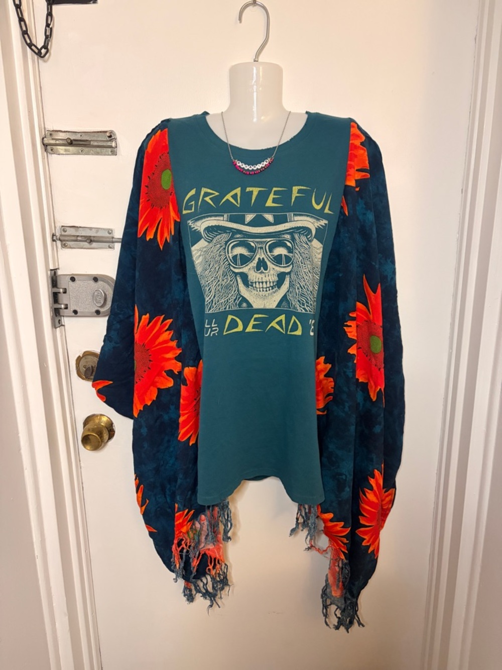 Grateful Dead Fall Tour 85 Graphic Tee Poncho with fringe hippie festival, flowy